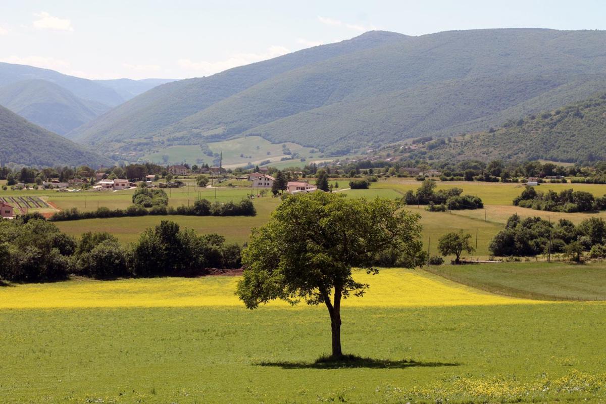 Agriturismo Il Casale Degli Amici Νόρτσια Εξωτερικό φωτογραφία