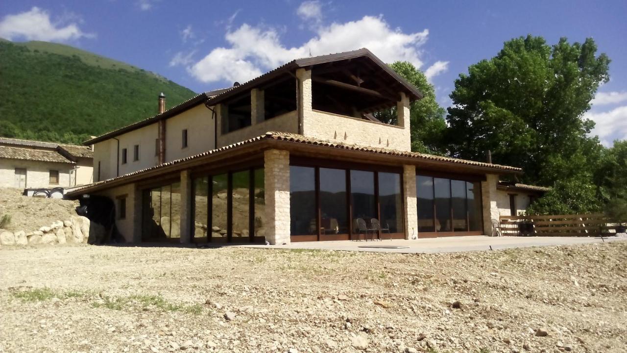 Agriturismo Il Casale Degli Amici Νόρτσια Εξωτερικό φωτογραφία